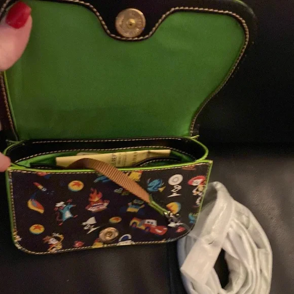 Disney Toy Story Dooney & Burke small crossbody bag - Picture 2 of 4
